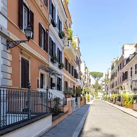Terrazza Donatello - Rome's Skyview Loft アパート *
